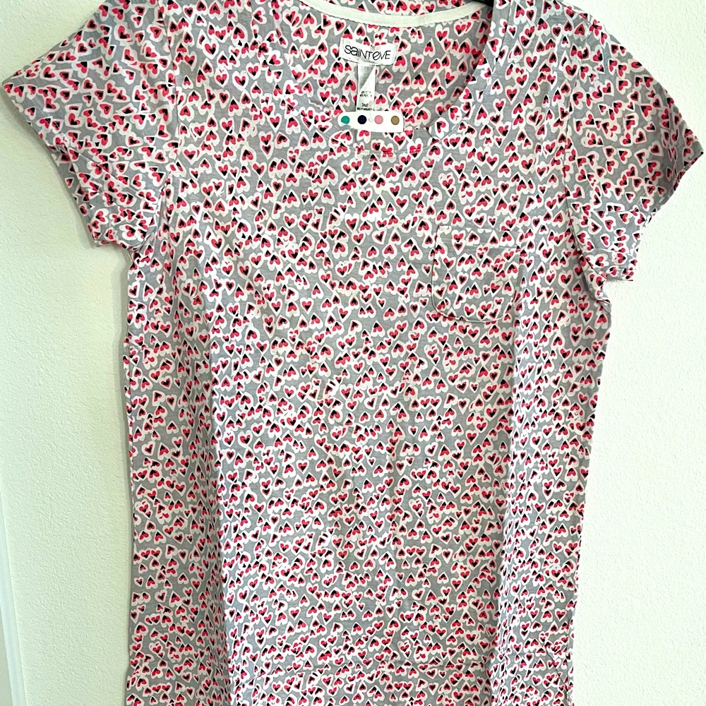 Saint Eve sleep shirt hearts all over Medium